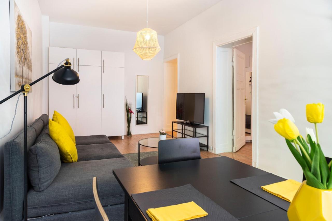 Freshly Renovated 2Br&Lr+Walk-In Rainshower Apartment Берлин Екстериор снимка