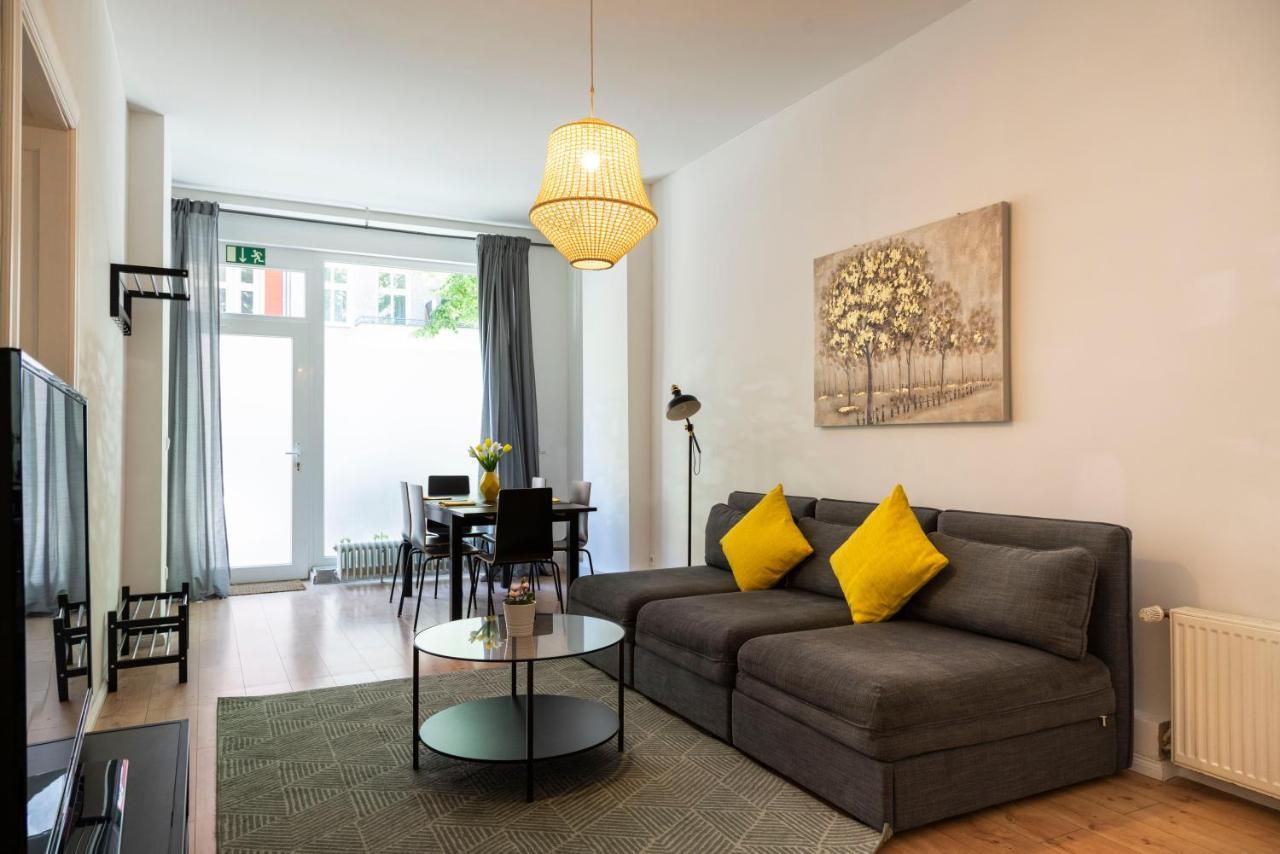 Freshly Renovated 2Br&Lr+Walk-In Rainshower Apartment Берлин Екстериор снимка